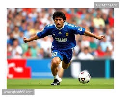 二次元游戏占手游近半市场